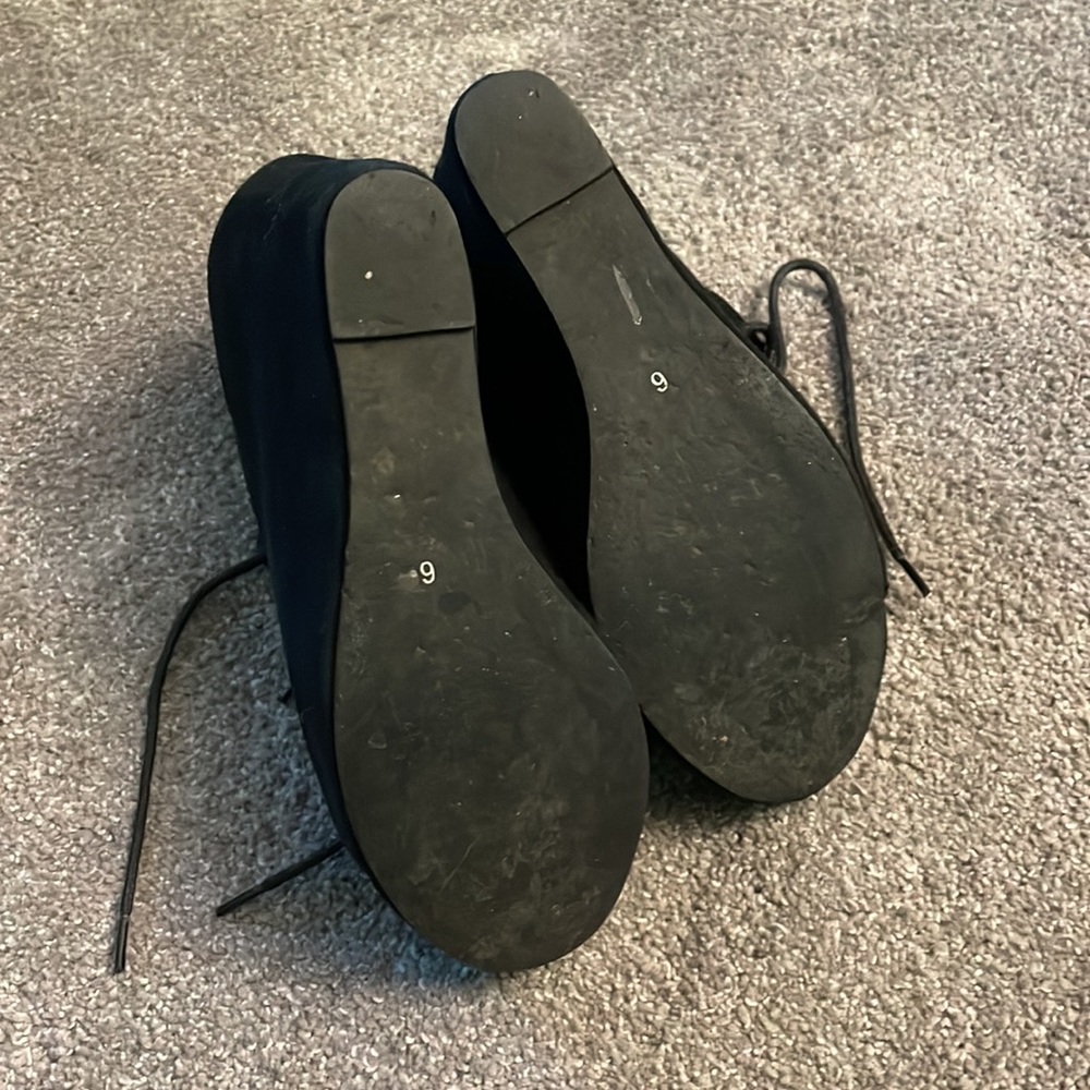 Black Platforms - image 4